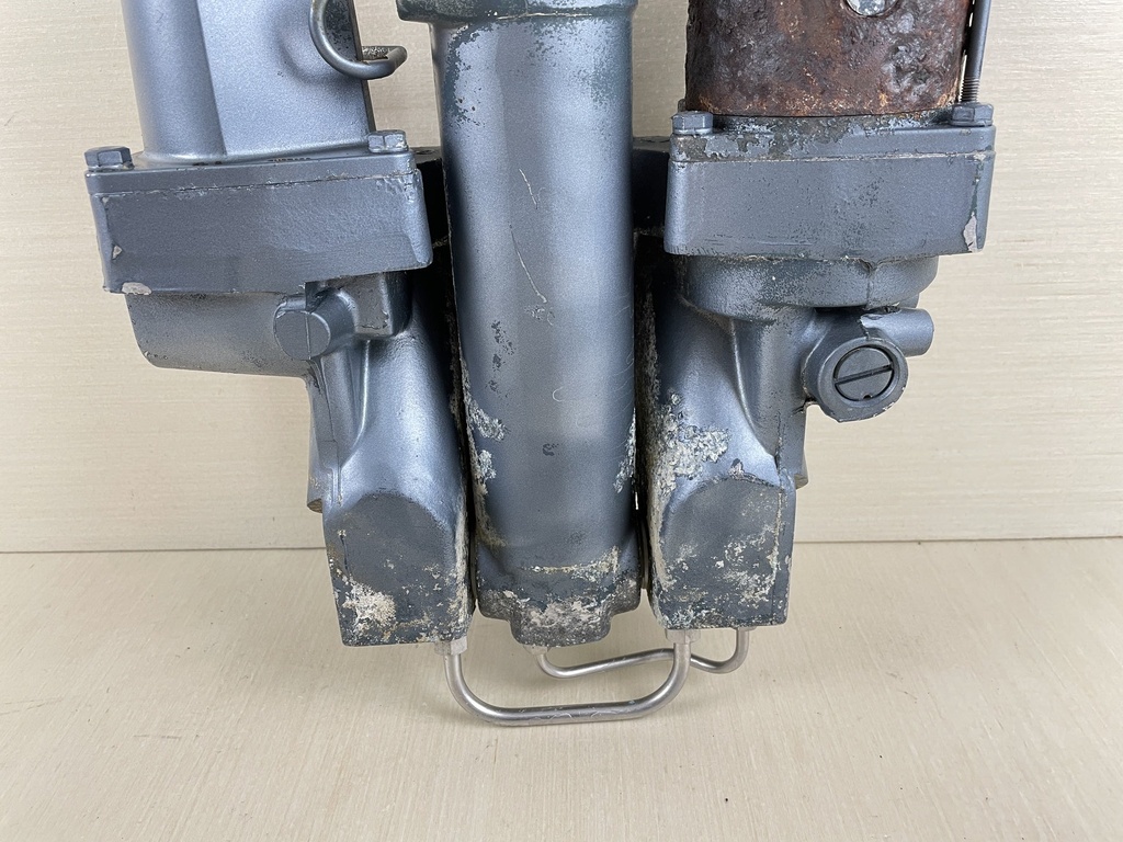 1987 Yamaha 90HP 2 Stroke Outboard Power Trim Tilt Unit Assembly 6H1-W4380-02-EK