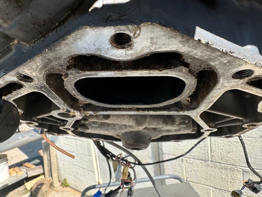 2005 Yamaha 225HP 4 Stroke Outboard Powerhead  OEM