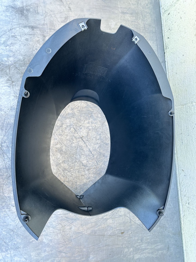 2019 Yamaha 150 HP 4 Stroke Outboard Lower Apron Cover 6DA-42741-11-8D OEM