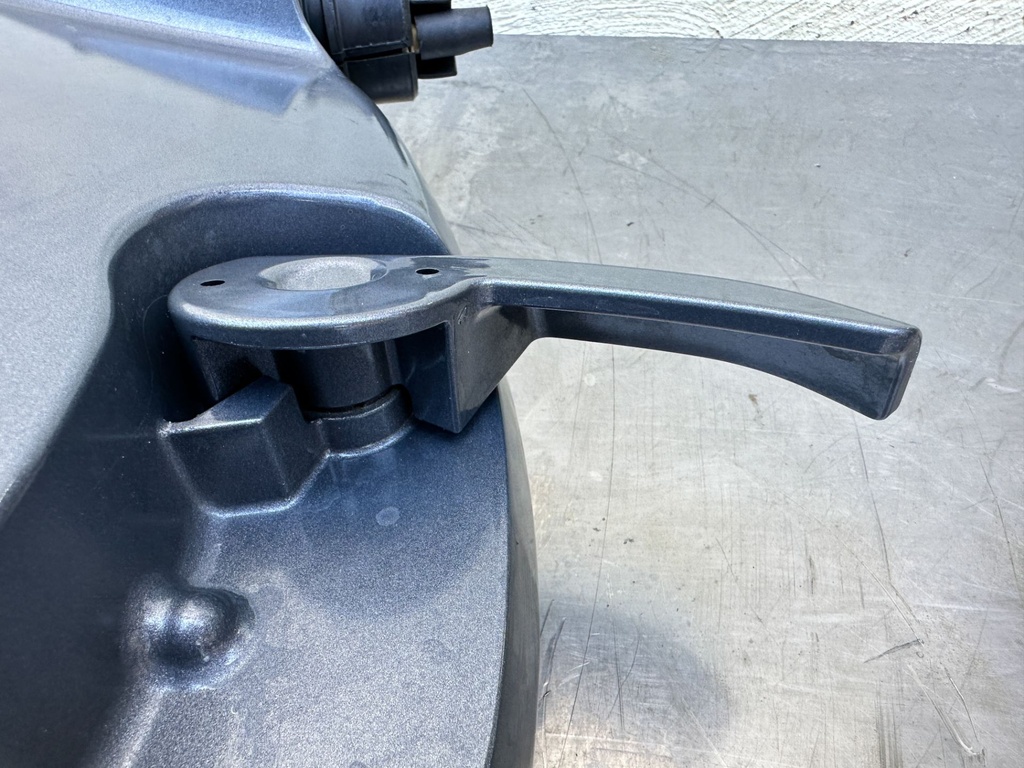 2019 Yamaha 150 HP 4 Stroke Outboard Bottom Cowling Pan 63P-42710-10-8D OEM