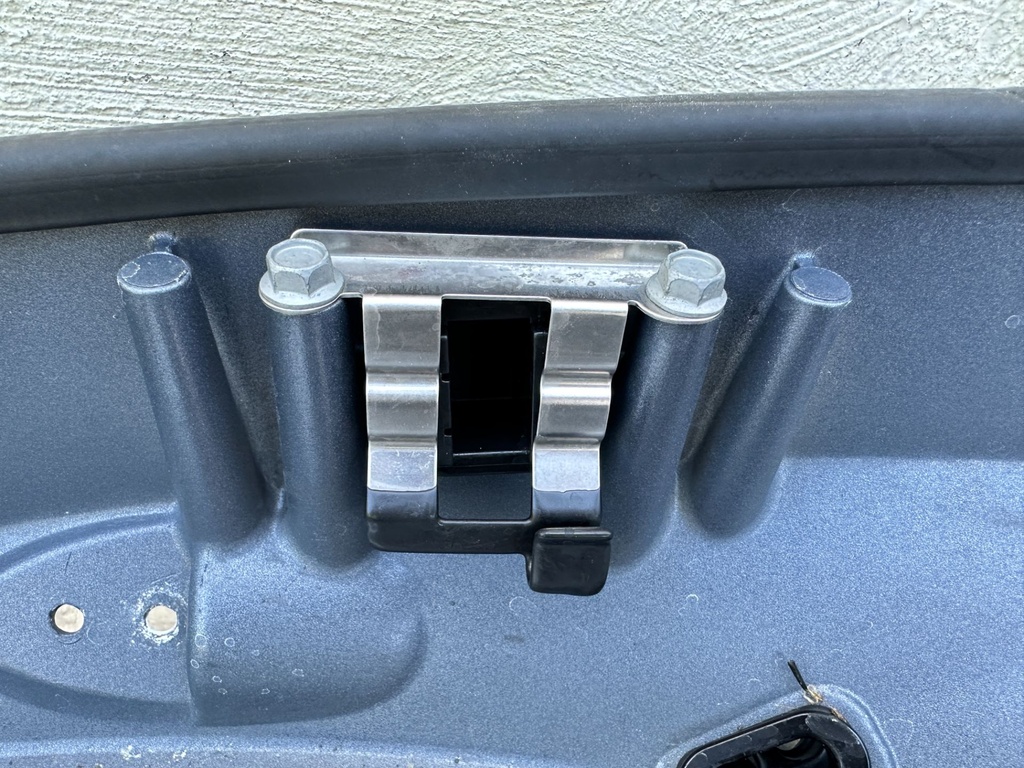 2019 Yamaha 150 HP 4 Stroke Outboard Bottom Cowling Pan 63P-42710-10-8D OEM