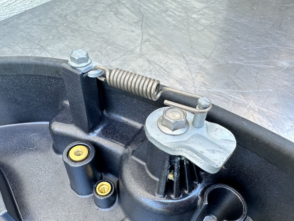 2015 Yamaha 250 HP 4 Stroke Outboard Bottom Cowling Pan 6CB-42711-01-8D OEM