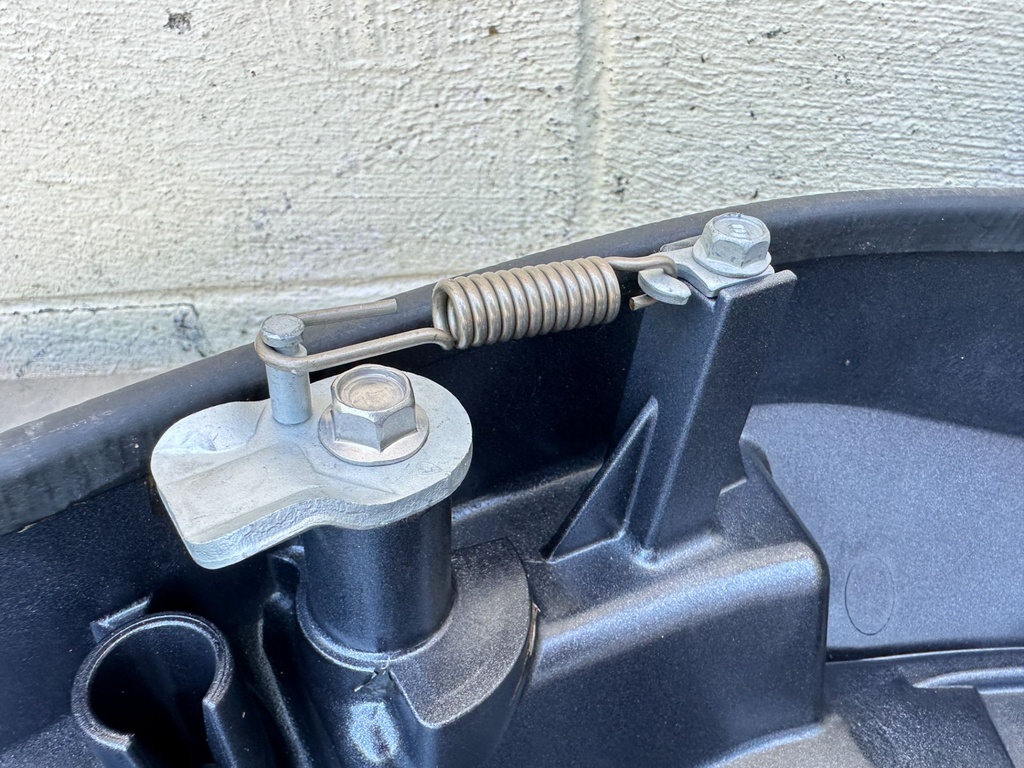 2015 Yamaha 250 HP 4 Stroke Outboard Bottom Cowling Pan 6CB-42711-01-8D OEM