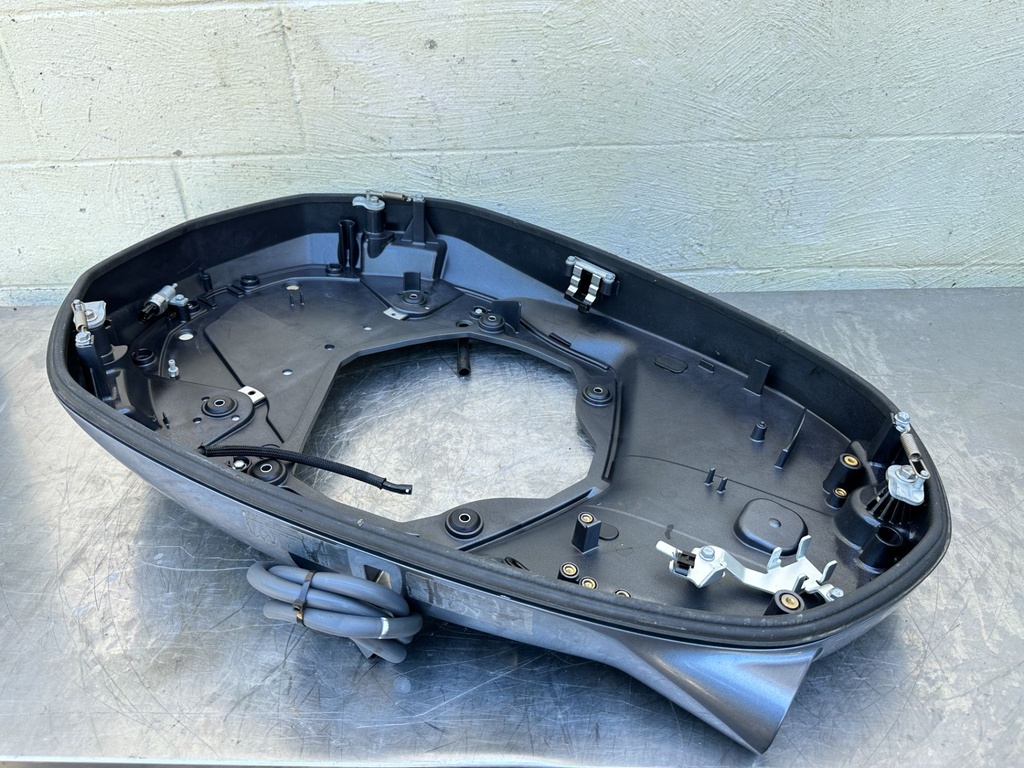 2015 Yamaha 250 HP 4 Stroke Outboard Bottom Cowling Pan 6CB-42711-01-8D OEM