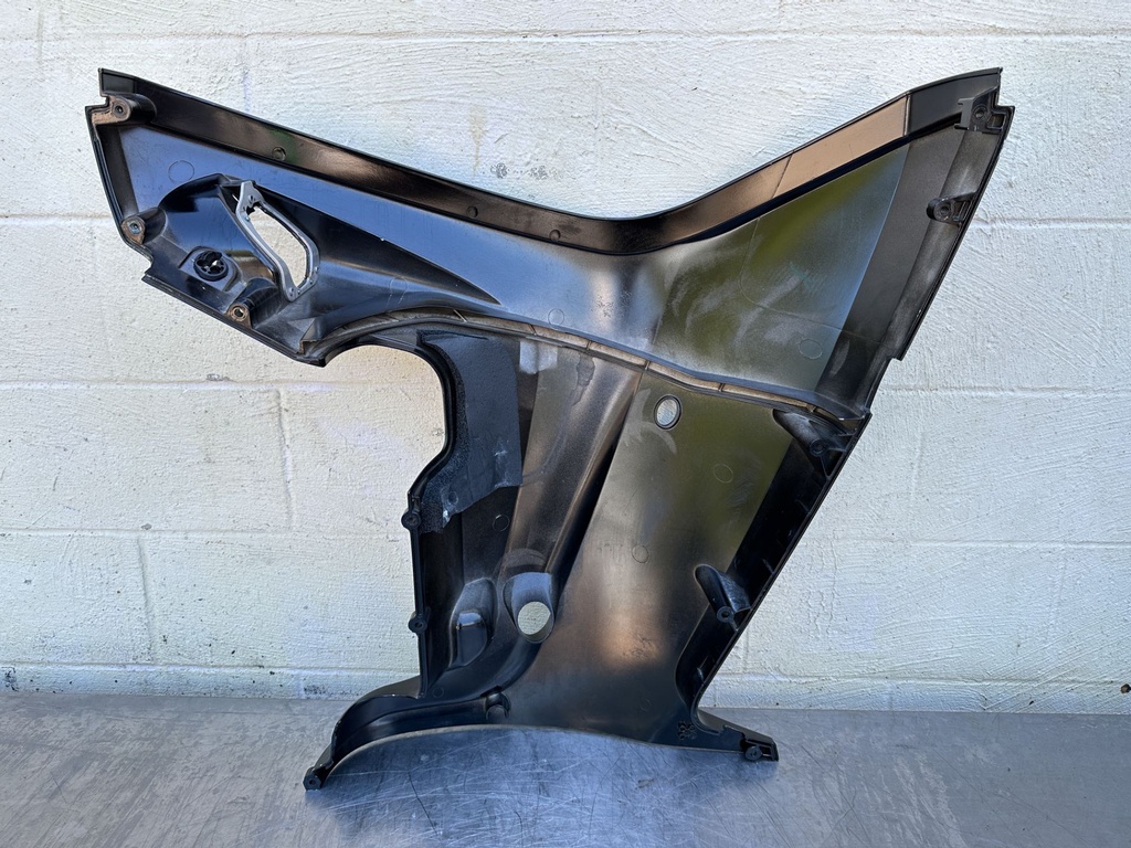 2015 Mercury 90 HP 4 Stroke Outboard Lower Apron Cowling Starboard 8M0088280 OEM