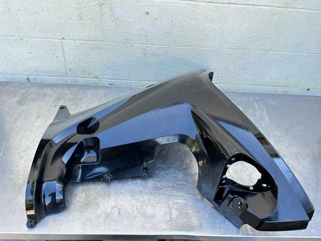 2015 Mercury 90 HP 4 Stroke Outboard Lower Apron Cowling Starboard 8M0088280 OEM