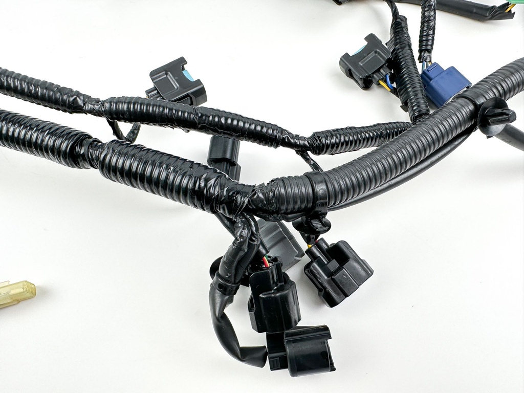 2016 Honda 150 HP 2 Stroke Outboard Engine Wire Harness 32100-ZY6-070 OEM