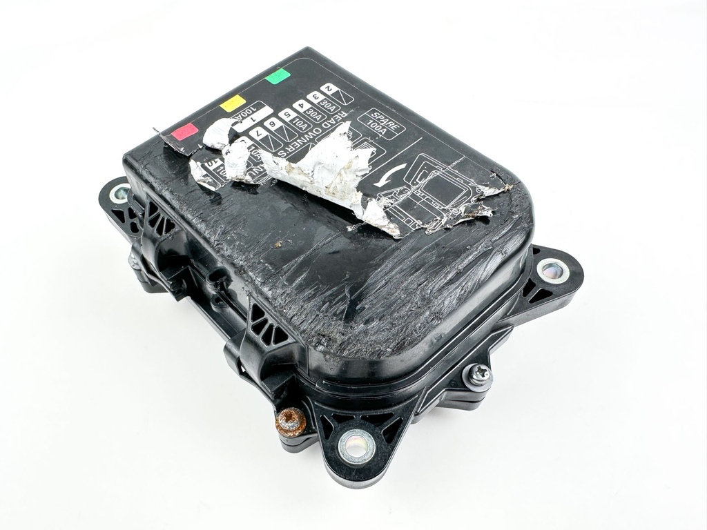 2013 Honda 115 HP 4 Stroke Outboard Fuse Box 32370-ZY6-004 OEM