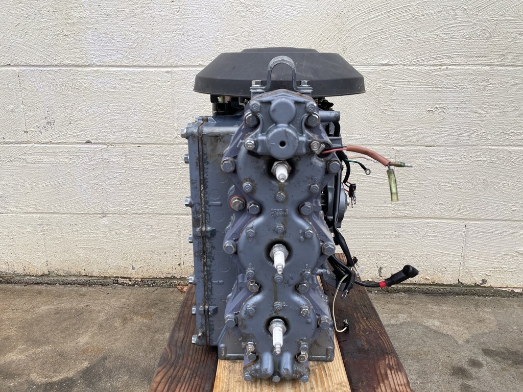 1987 Yamaha 90HP 2 Stroke Outboard Powerhead Crankcase Assembly 6H1-W0090-42-1S
