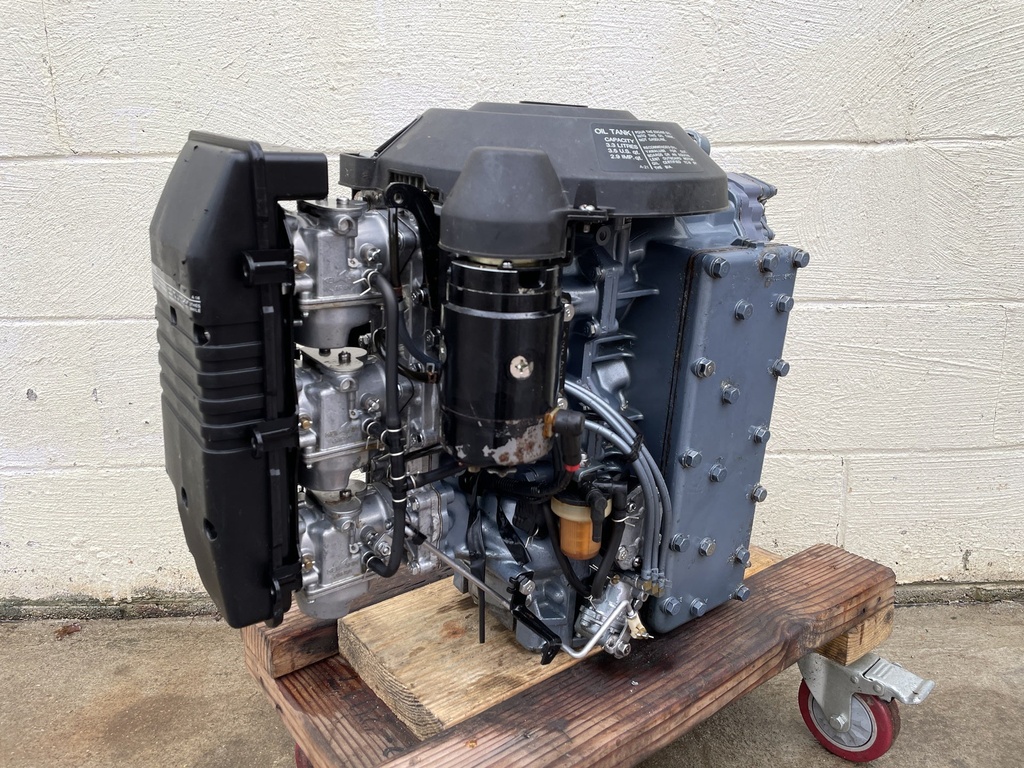 1987 Yamaha 90HP 2 Stroke Outboard Powerhead Crankcase Assembly 6H1-W0090-42-1S