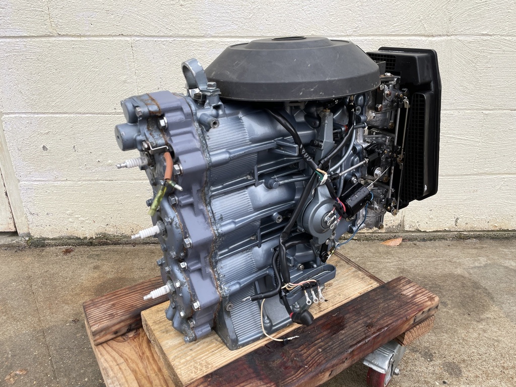 1987 Yamaha 90HP 2 Stroke Outboard Powerhead Crankcase Assembly 6H1-W0090-42-1S