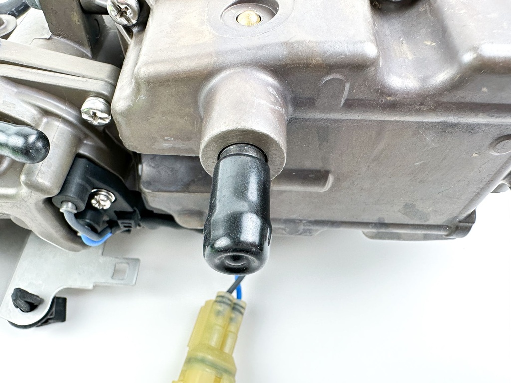 2013 Honda 115 HP 4 Stroke Outboard Vapor Separator Tank VST 16730-ZY6-063 OEM