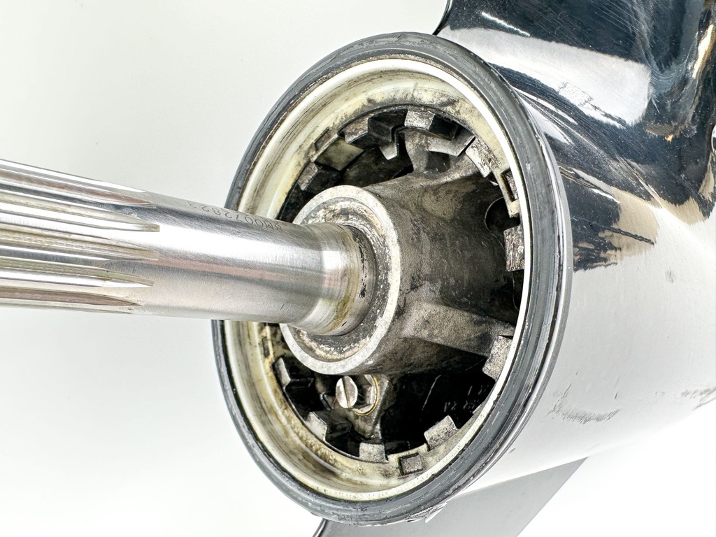 Mercury 150HP 4 Stroke 25" XL 3.0L Lower Unit Gear Case Standard Rotation 8M0099221