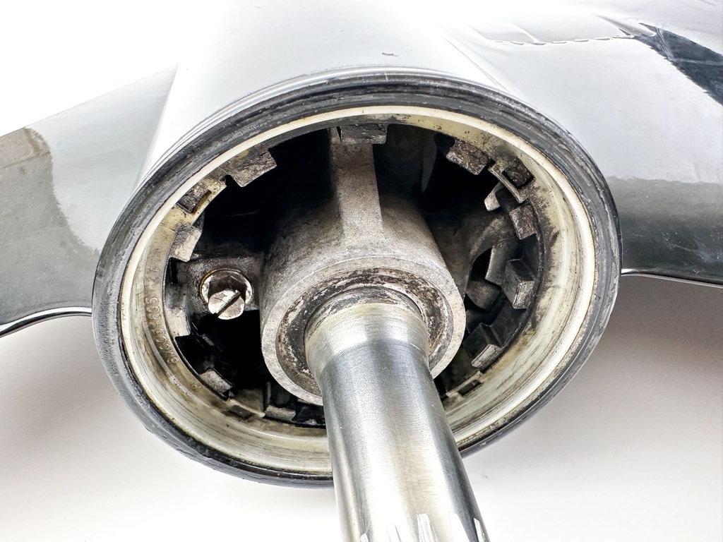 Mercury 150HP 4 Stroke 25" XL 3.0L Lower Unit Gear Case Standard Rotation 8M0099221