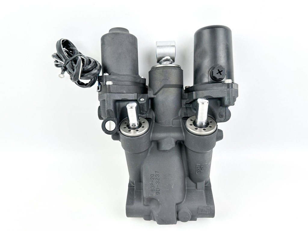 Yamaha 150HP Outboard Engine Power Trim & Tilt Unit Assembly - Like New