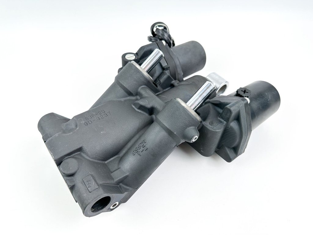 Yamaha 150HP Outboard Engine Power Trim & Tilt Unit Assembly - Like New