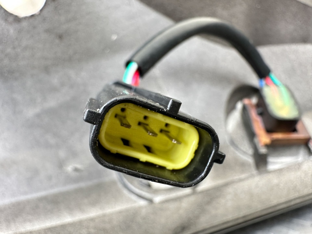 2021 Mercury 150 HP 4 Stroke Outboard Lower Apron Cover 8M0057756 OEM