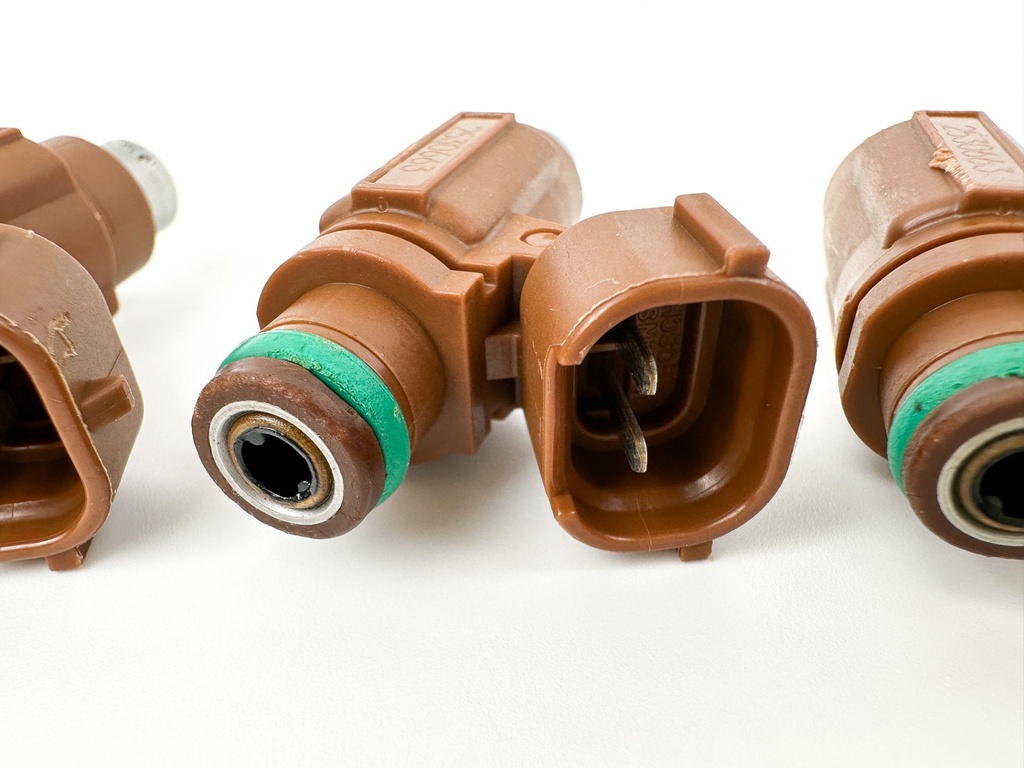 2007 Suzuki 150 HP 4 Stroke Outboard Fuel Injector Set 15710-96J00 Cleaned & Tested