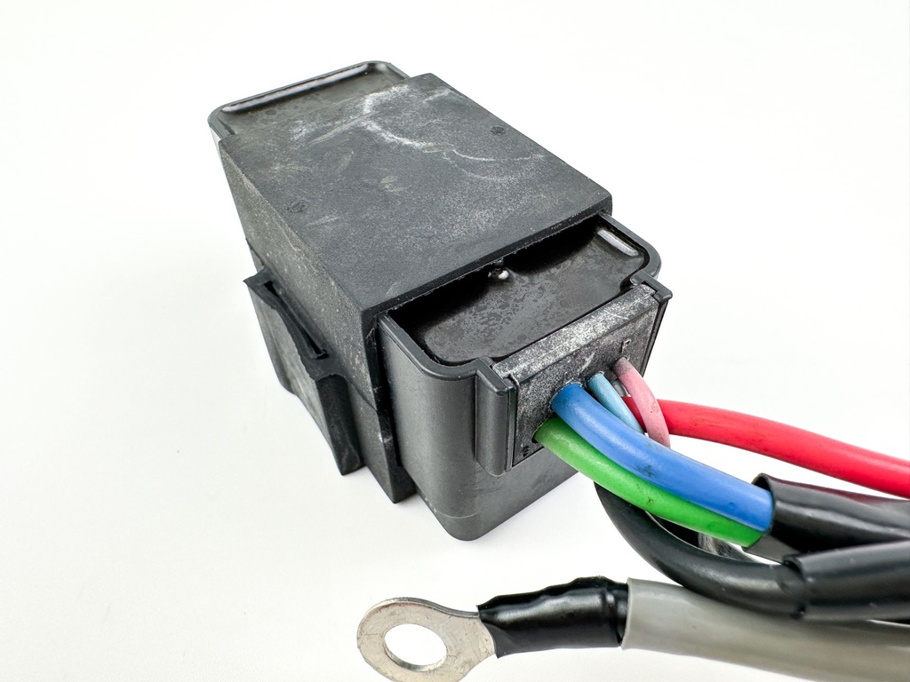 2007 Suzuki 150 HP 4 Stroke Outboard Trim Tilt Relay 38410-93J12 OEM