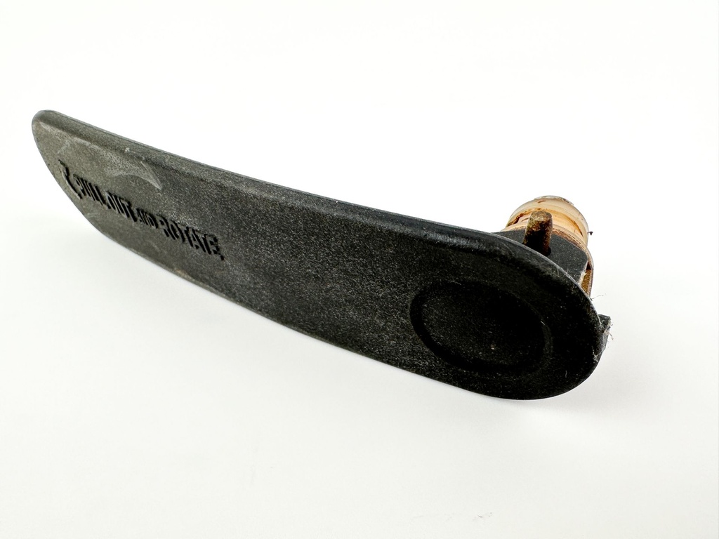 2007 Suzuki 150 HP 4 Stroke Outboard Port Latch Handle 61634-96J02 OEM