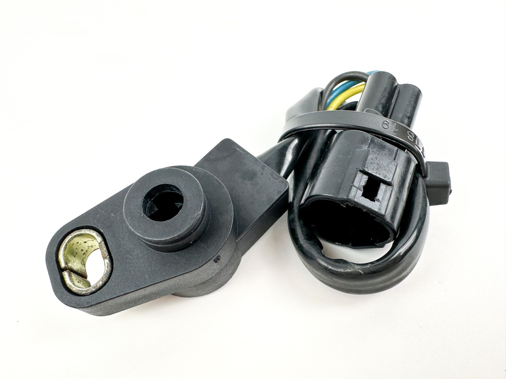 2007 Suzuki 150 HP 4 Stroke Outboard Shift Position Sensor 13580-93J04 OEM