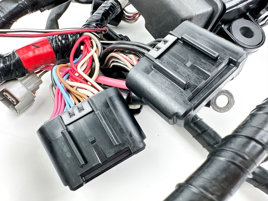 2007 Suzuki 150 HP 4 Stroke Outboard Engine Wire Harness 36610-96J00 OEM