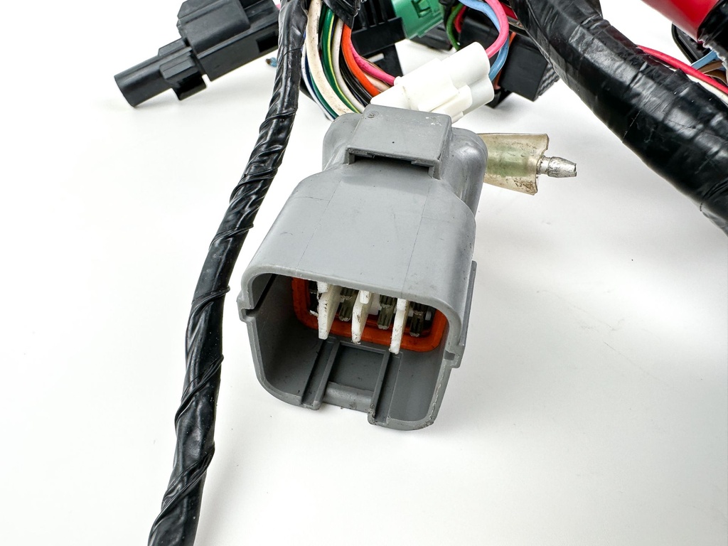 2007 Suzuki 150 HP 4 Stroke Outboard Engine Wire Harness 36610-96J00 OEM