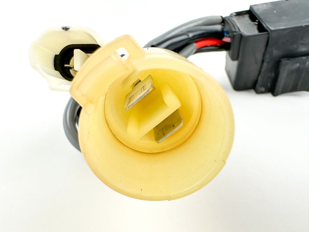 2007 Suzuki 250 HP 4 Stroke Outboard Trim Tilt Relay 38410-93J12 OEM