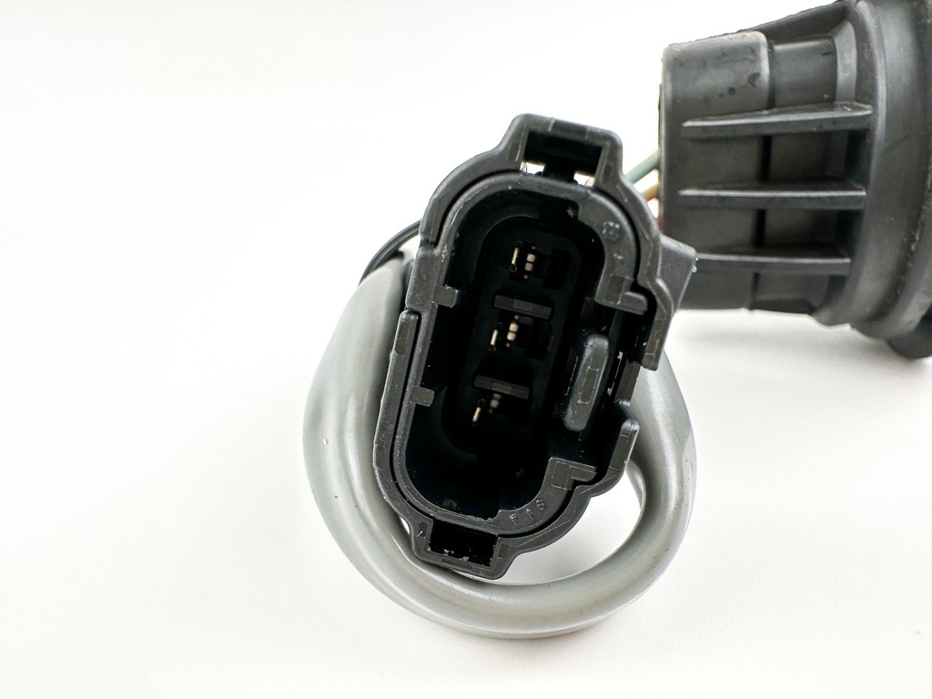 2007 Suzuki 250 HP 4 Stroke Outboard Trim Switch 37850-99E05 OEM