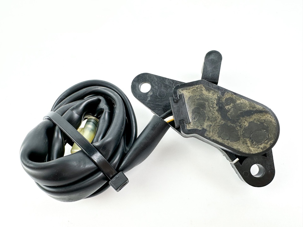 2007 Suzuki 250 HP 4 Stroke Outboard Trim Sender Unit Sensor 34801-93J04 OEM