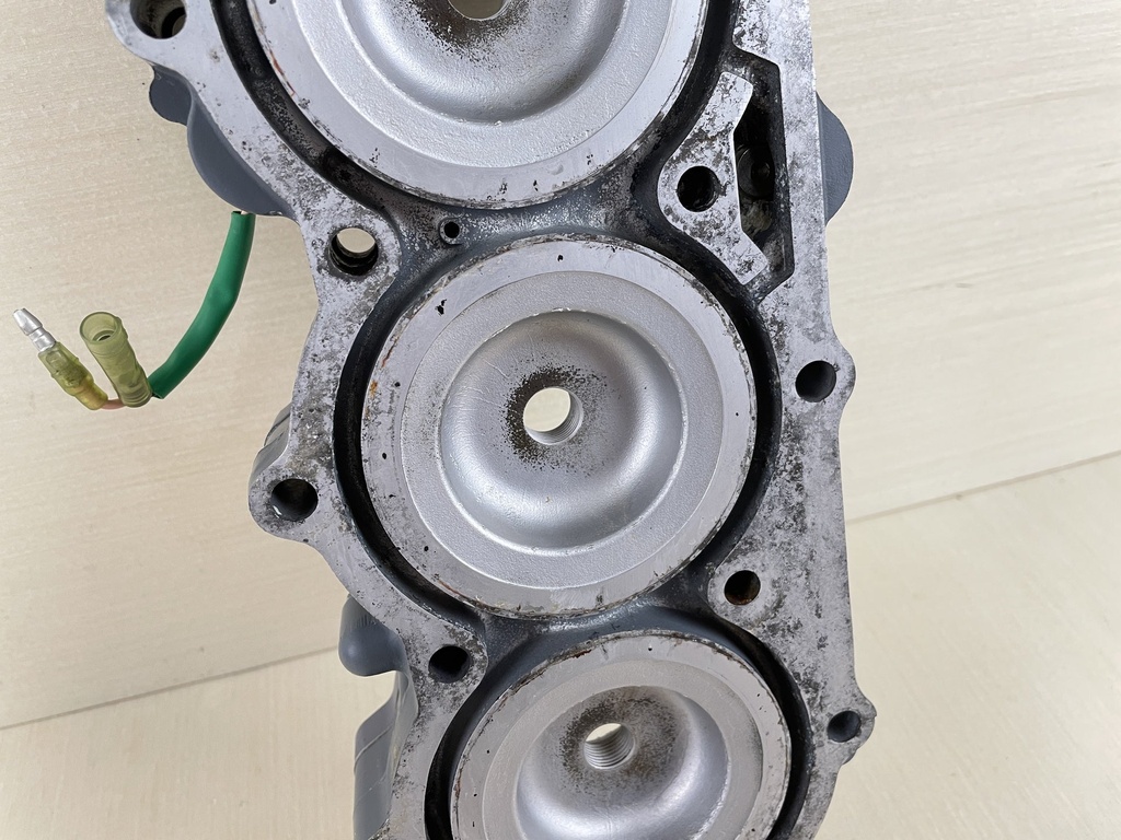 2009 Yamaha 50HP 2 Stroke Outboard Cylinder Head With Cover 63D-11191-00-1S