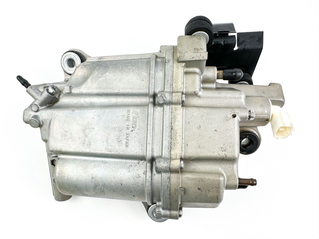 2007 Suzuki 250 HP 4 Stroke Outboard Vapor Separator Tank VST 15600-93J02 OEM