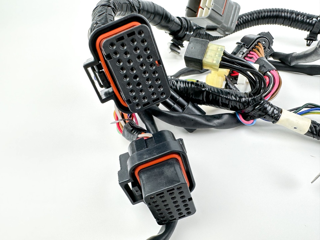 2007 Suzuki 250 HP 4 Stroke Outboard Engine Wire Harness 36610-93JA0 OEM