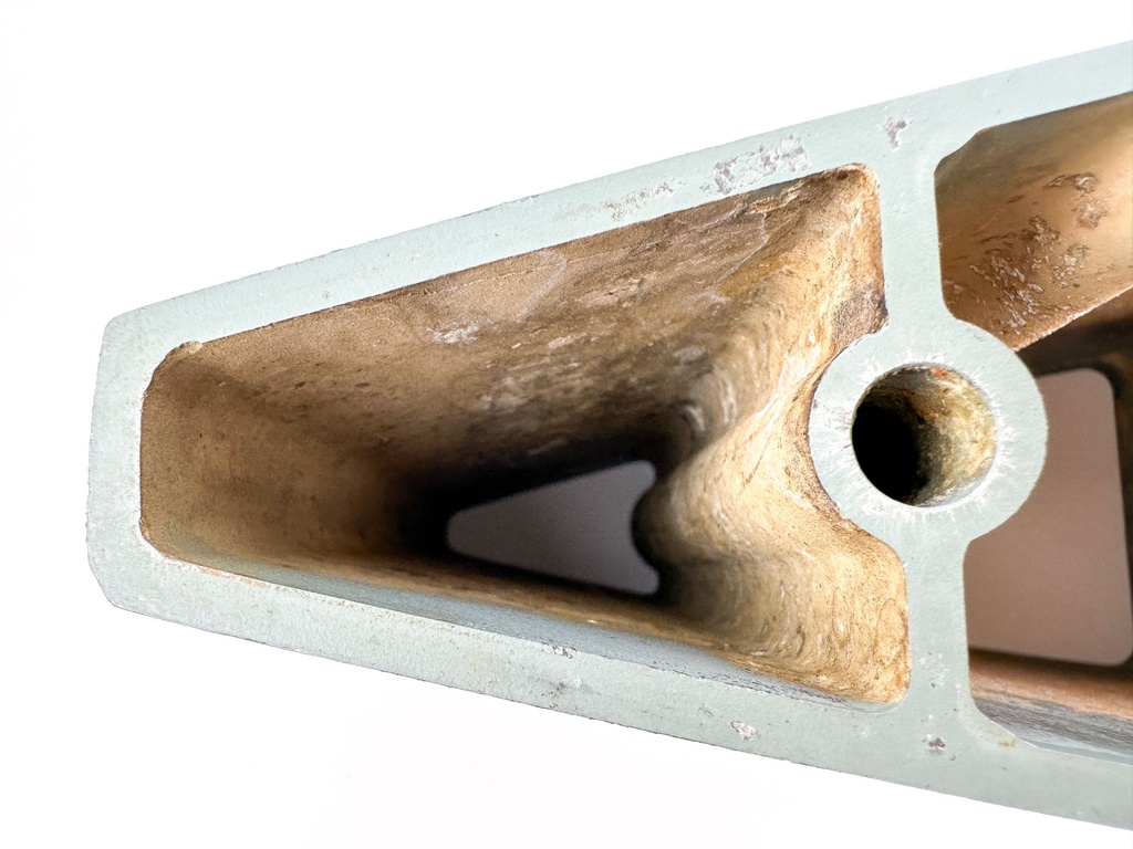 2007 Yamaha 90 HP 4 Stroke Outboard Midsection Extension / Spacer 688-45211-01-8D OEM