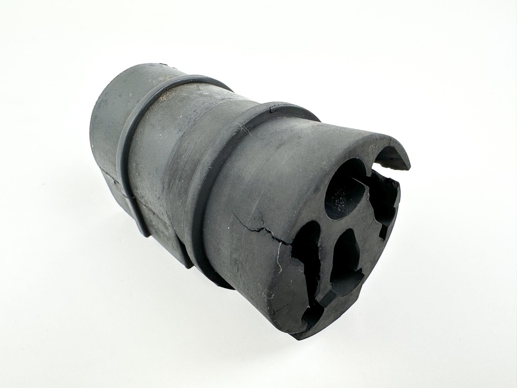 2007 Yamaha 90 HP 4 Stroke Outboard Cable Cover Plate 67F-42738-00-5B OEM