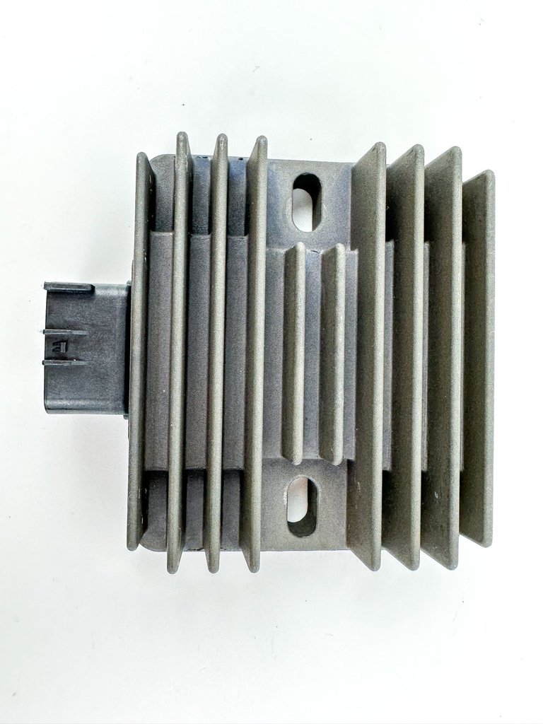 2007 Yamaha 90 HP 4 Stroke Outboard Rectifier & Regulator 6D3-81960-00-00 OEM