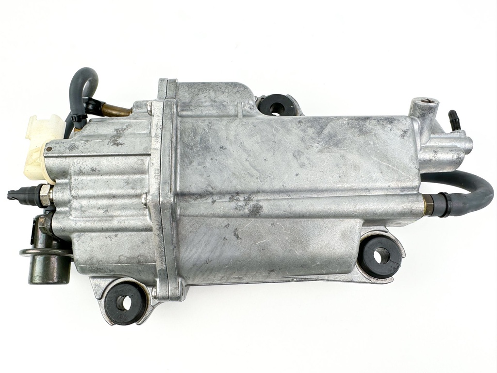 2007 Yamaha 90 HP 4 Stroke Outboard VST Float Chamber Assembly 6D8-14180-20-00 OEM