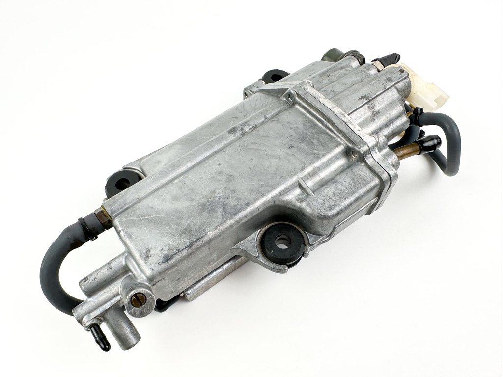 2007 Yamaha 90 HP 4 Stroke Outboard VST Float Chamber Assembly 6D8-14180-20-00 OEM