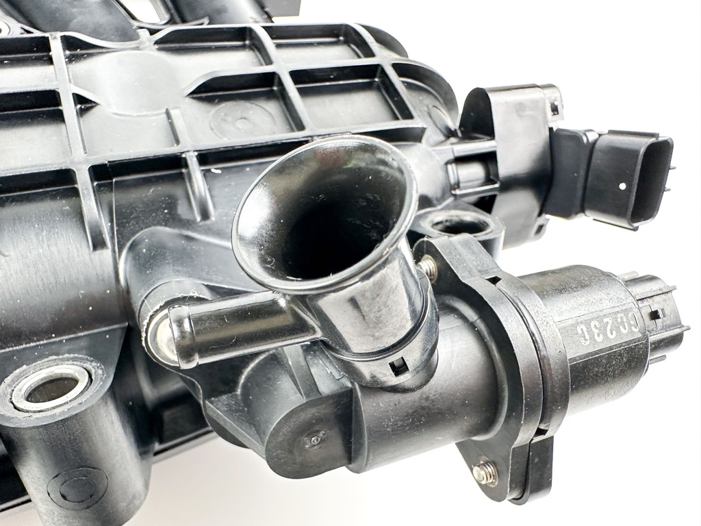 2007 Yamaha 90 HP 4 Stroke Outboard Intake Manifold & Throttle Body 6D8-13641-00-00 OEM