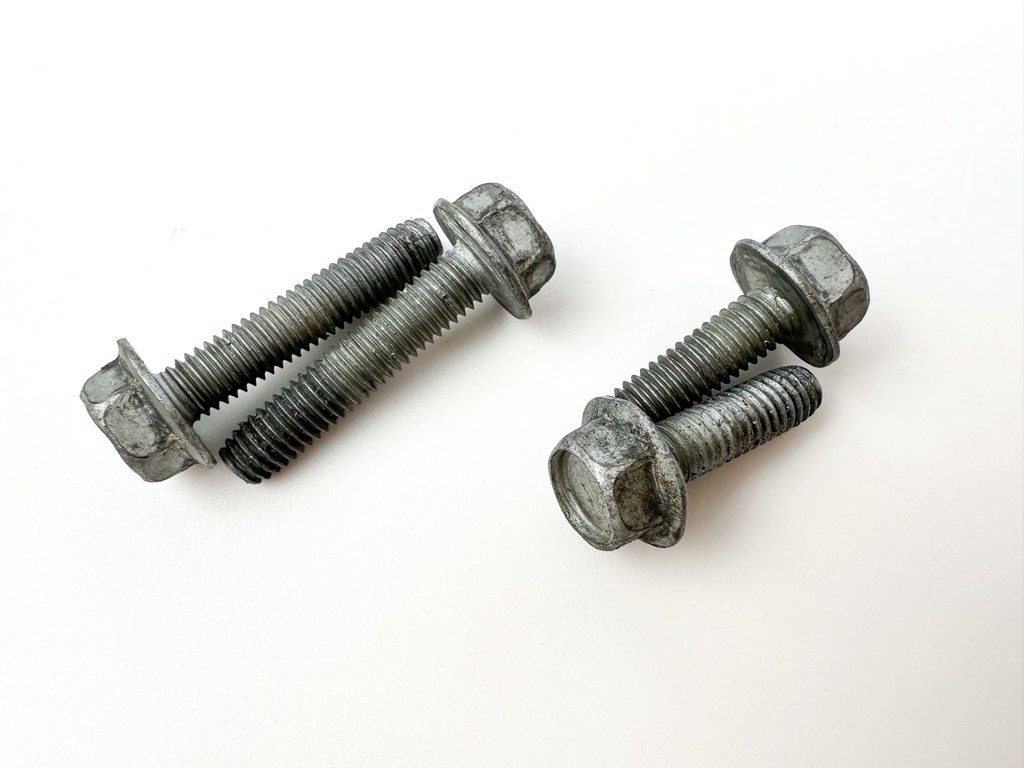 05 - 07 Yamaha 225 250HP 4 Stroke Outboard Cable Cover Plate Fitting 6P2-42738-00-8D