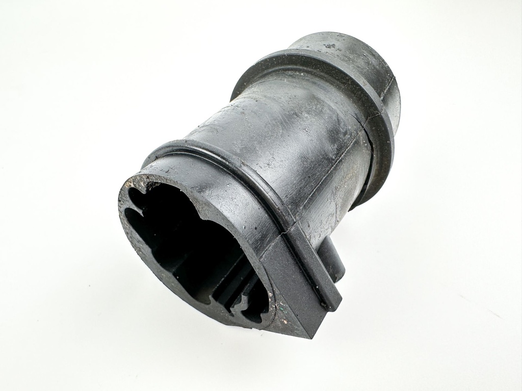 05 - 07 Yamaha 225 250HP 4 Stroke Outboard Cable Cover Plate Fitting 6P2-42738-00-8D