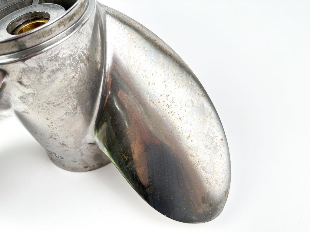 Yamaha Stainless Steel 3 Blade Propeller Prop 15 1/2" X 17P Right Hand