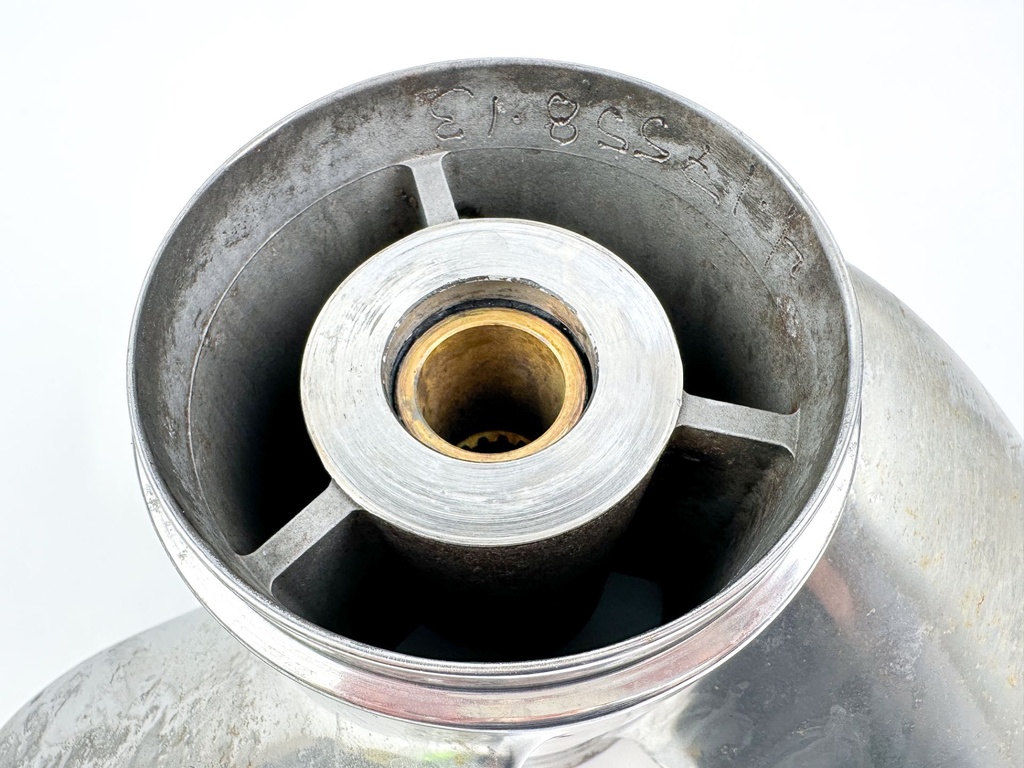 Yamaha Stainless Steel 3 Blade Propeller Prop 15 1/2" X 17P Right Hand