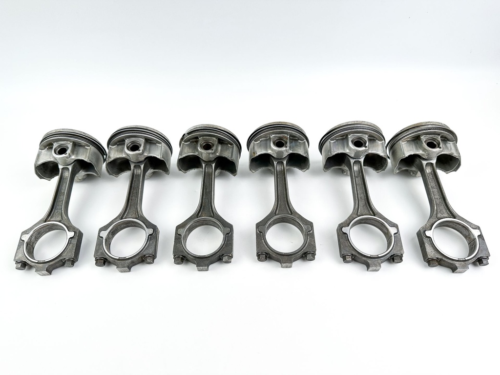 2002 Yamaha 225 HP 4 Stroke Outboard Piston & Connecting Rod Set 69J-11631-00-B0 OEM