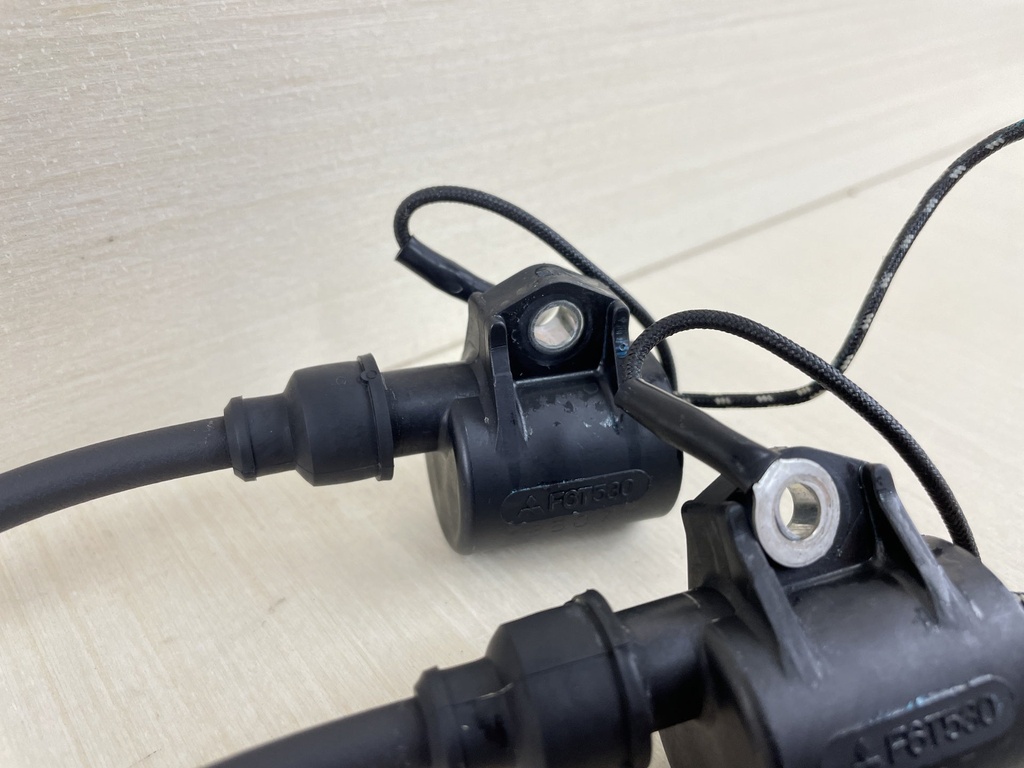 2009 Yamaha 50HP 2 Stroke Outboard Ignition Coil Set 3 6H5-85570-00-00