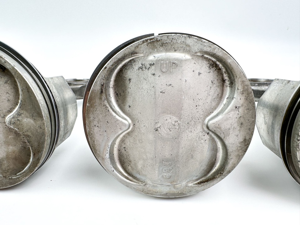 2002 Yamaha 225 HP 4 Stroke Outboard Piston & Connecting Rod Set 69J-11631-00-B0 OEM