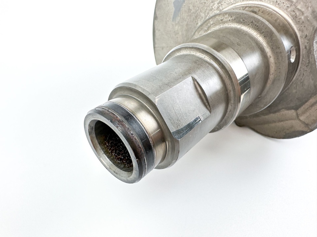 2002 Yamaha 225 HP 4 Stroke Outboard Crankshaft 69J-11411-00-00 OEM