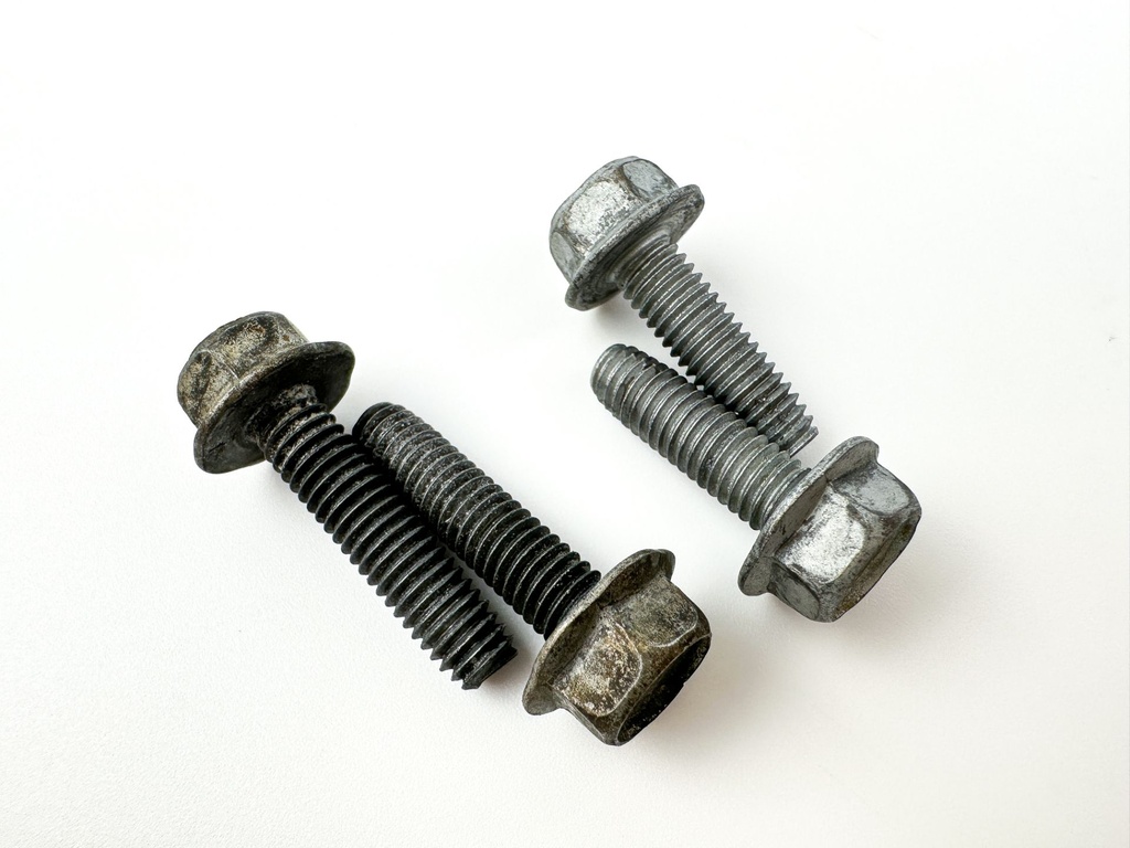 2004 Yamaha 90 HP 4 Stroke Outboard Cable Cover Plate 67F-42738-00-5B OEM