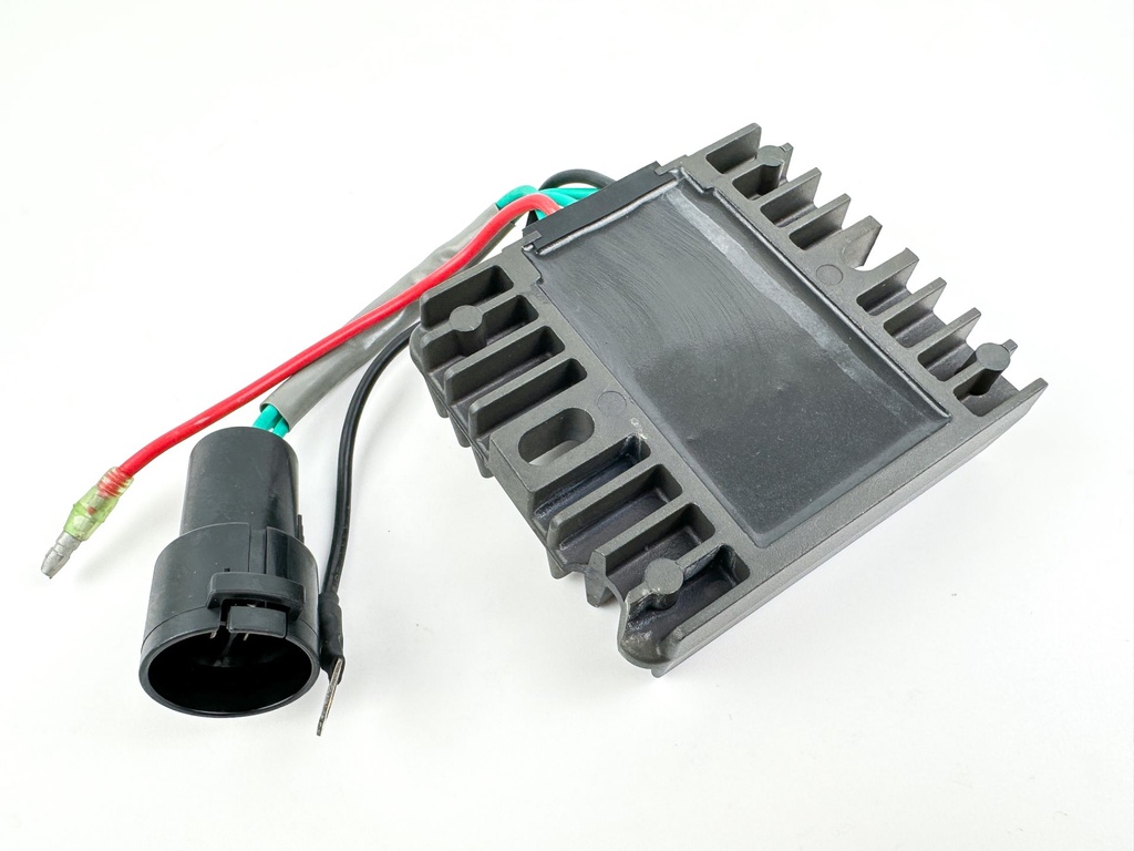 03-04 Yamaha 75 90 HP 4 Stroke Outboard Rectifier Regulator 67F-81960-11-00 OEM