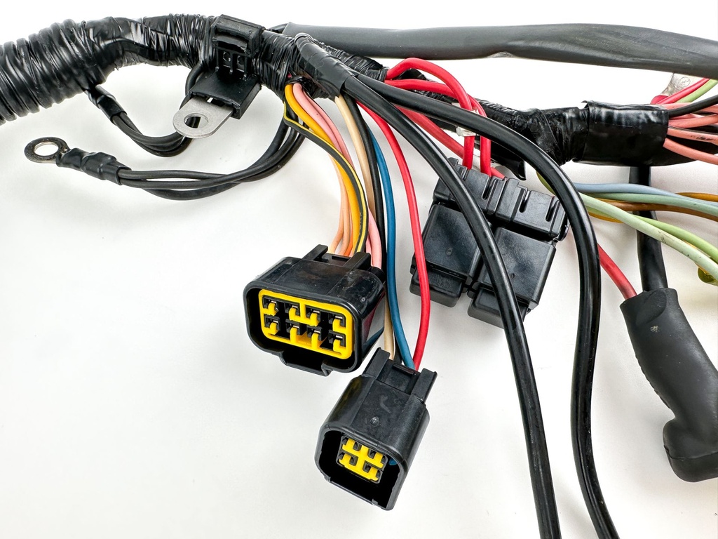 2004 Yamaha 90 HP 4 Stroke Outboard Engine Wire Harness 67F-82590-10-00 OEM